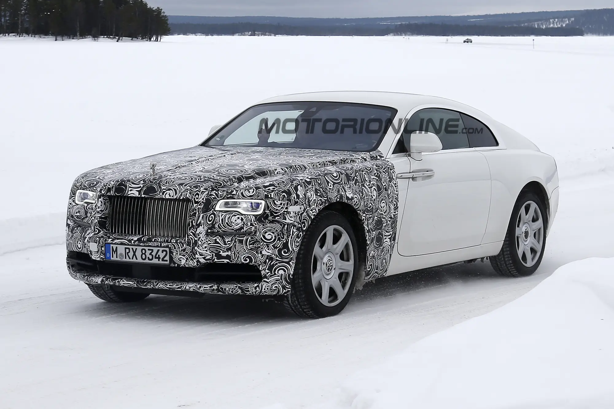 Rolls-Royce Wraith MY 2017 - Foto spia 05-04-2016 - 3