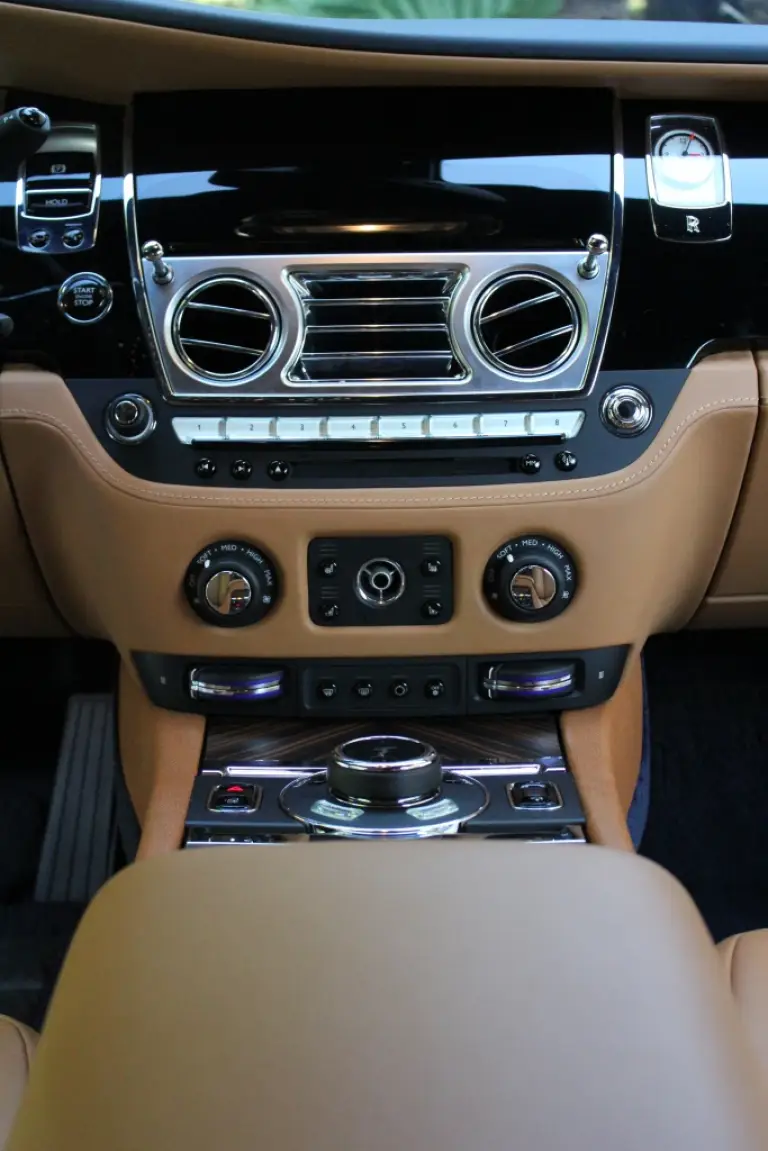 Rolls Royce Wraith - Test Drive 2014 - 215