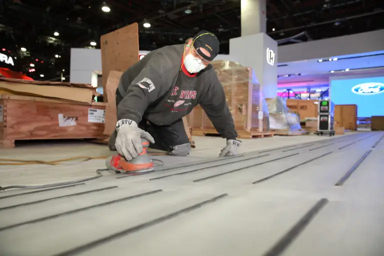 Salone di Detroit 2015 - Preparativi stand - 4