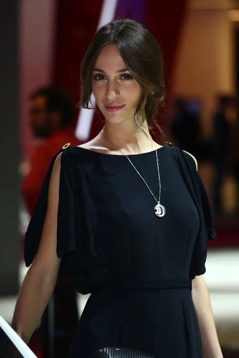 Foto - Salone di Parigi 2012: le ragazze degli stand - 7
