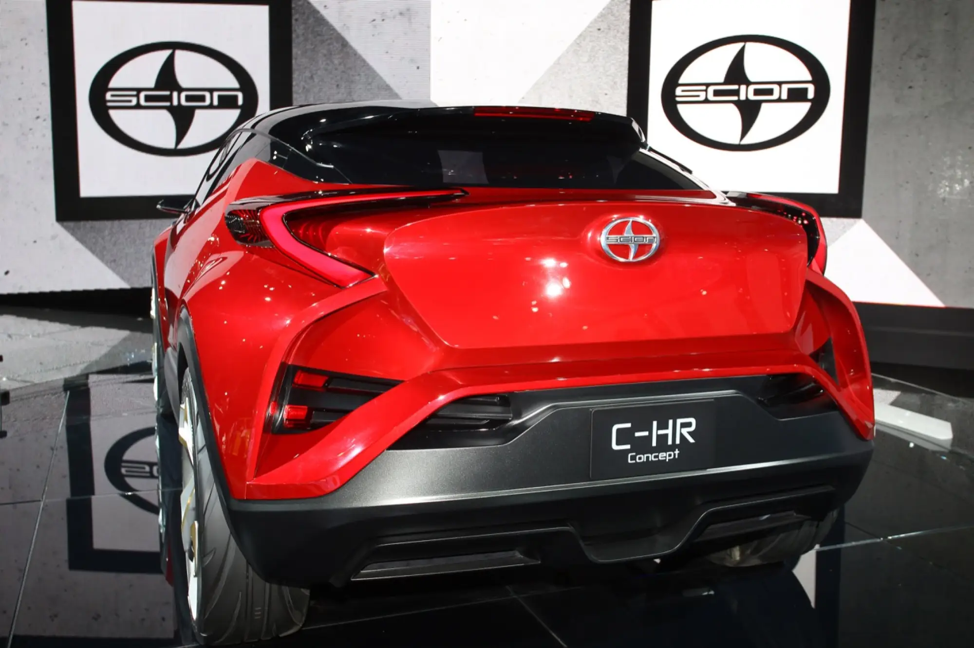 Scion C-HR - Salone di Detroit 2016 - 8