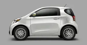 Scion iQ - 6