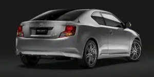 Scion tC 2011