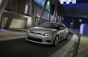 Scion tC 2011