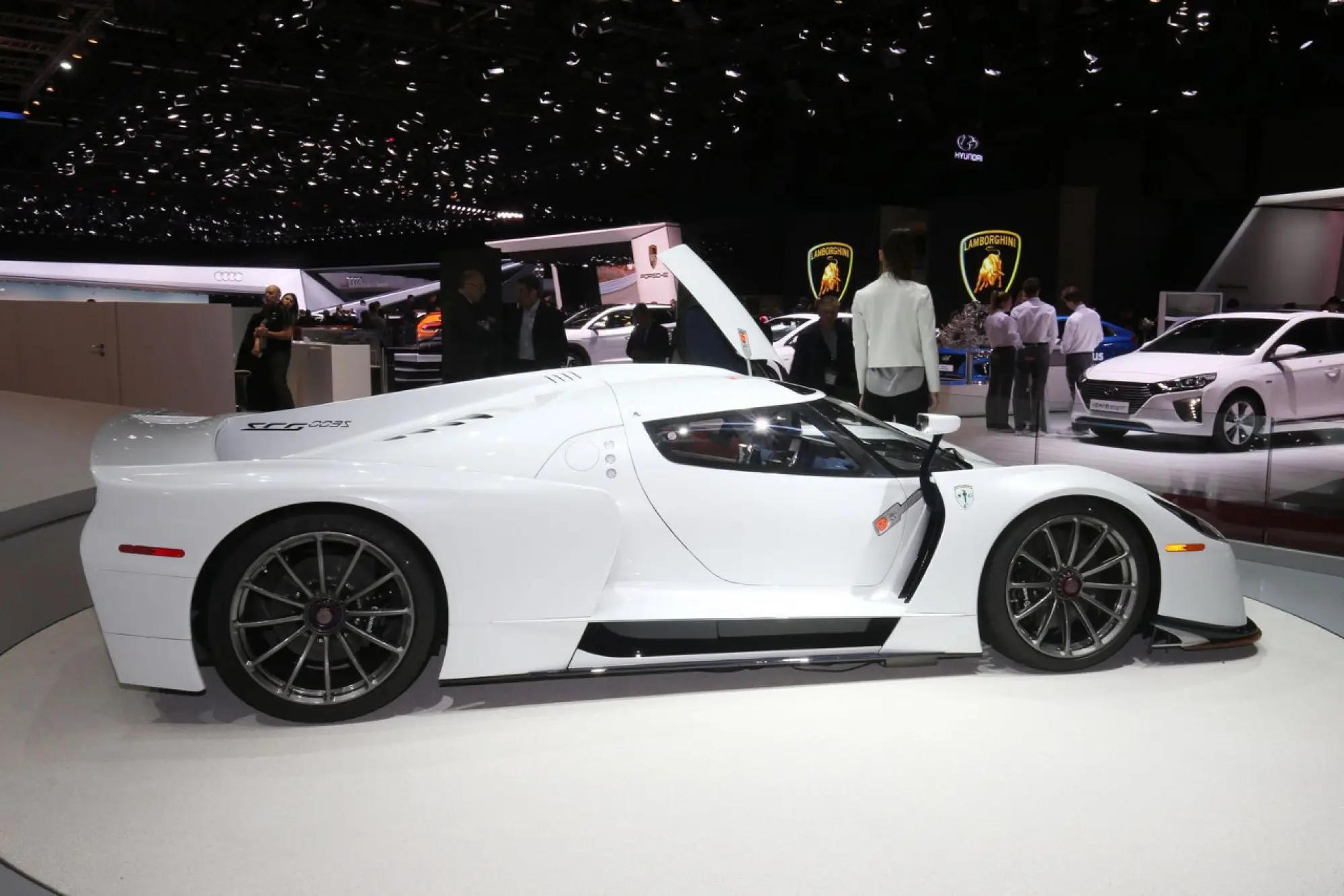 Scuderia Cameron Glickenhaus SCG003S - Salone di Ginevra 2017 - 5