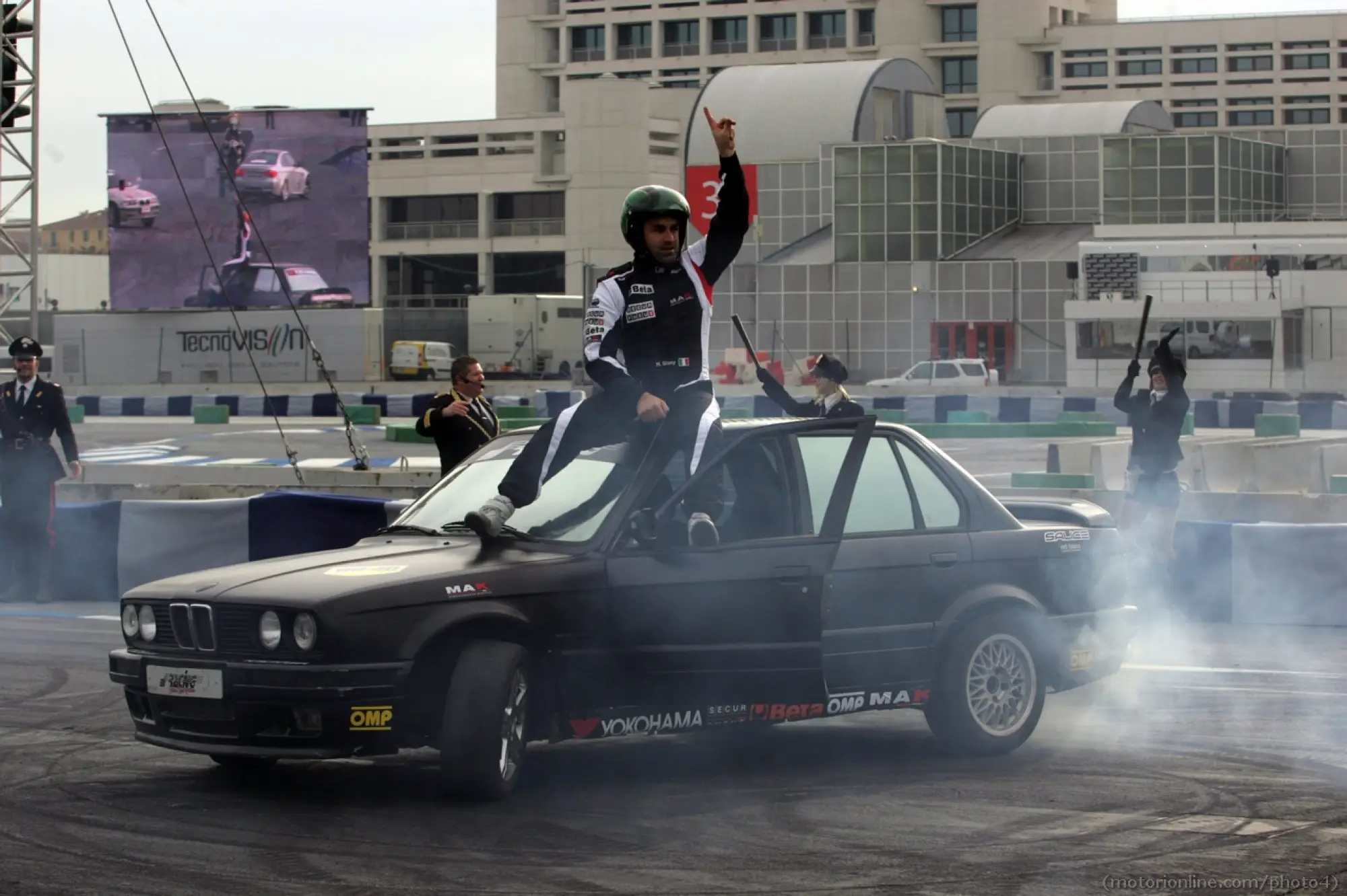 Scuola di Polizia Stunt Show - Motor Show di Bologna 2012 - 17