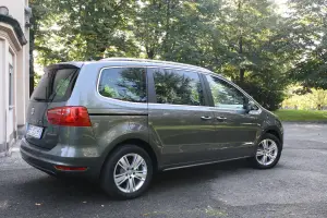 Seat Alhambra - Test Drive 2011