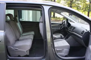 Seat Alhambra - Test Drive 2011