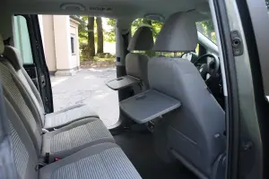 Seat Alhambra - Test Drive 2011