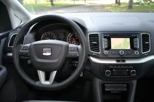 Seat Alhambra - Test Drive 2011