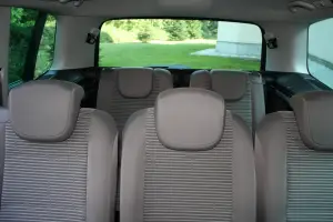 Seat Alhambra - Test Drive 2011