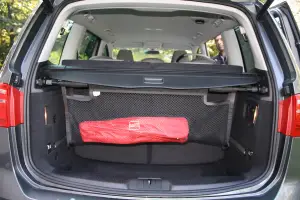 Seat Alhambra - Test Drive 2011