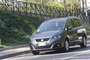 Seat Alhambra - Test Drive 2011