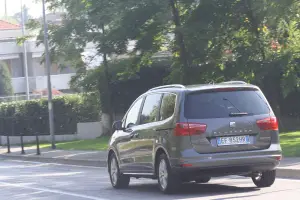 Seat Alhambra - Test Drive 2011