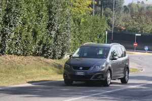 Seat Alhambra - Test Drive 2011
