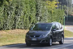 Seat Alhambra - Test Drive 2011