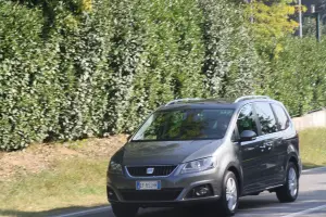 Seat Alhambra - Test Drive 2011