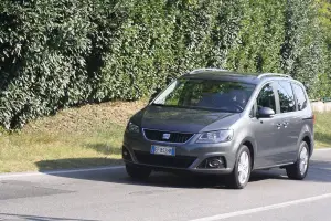 Seat Alhambra - Test Drive 2011