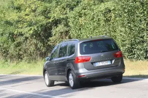 Seat Alhambra - Test Drive 2011