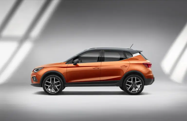 SEAT Arona - 8