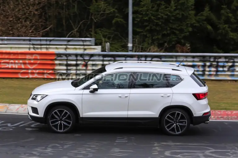 SEAT Ateca CUPRA - Foto spia 27-04-2017 - 5