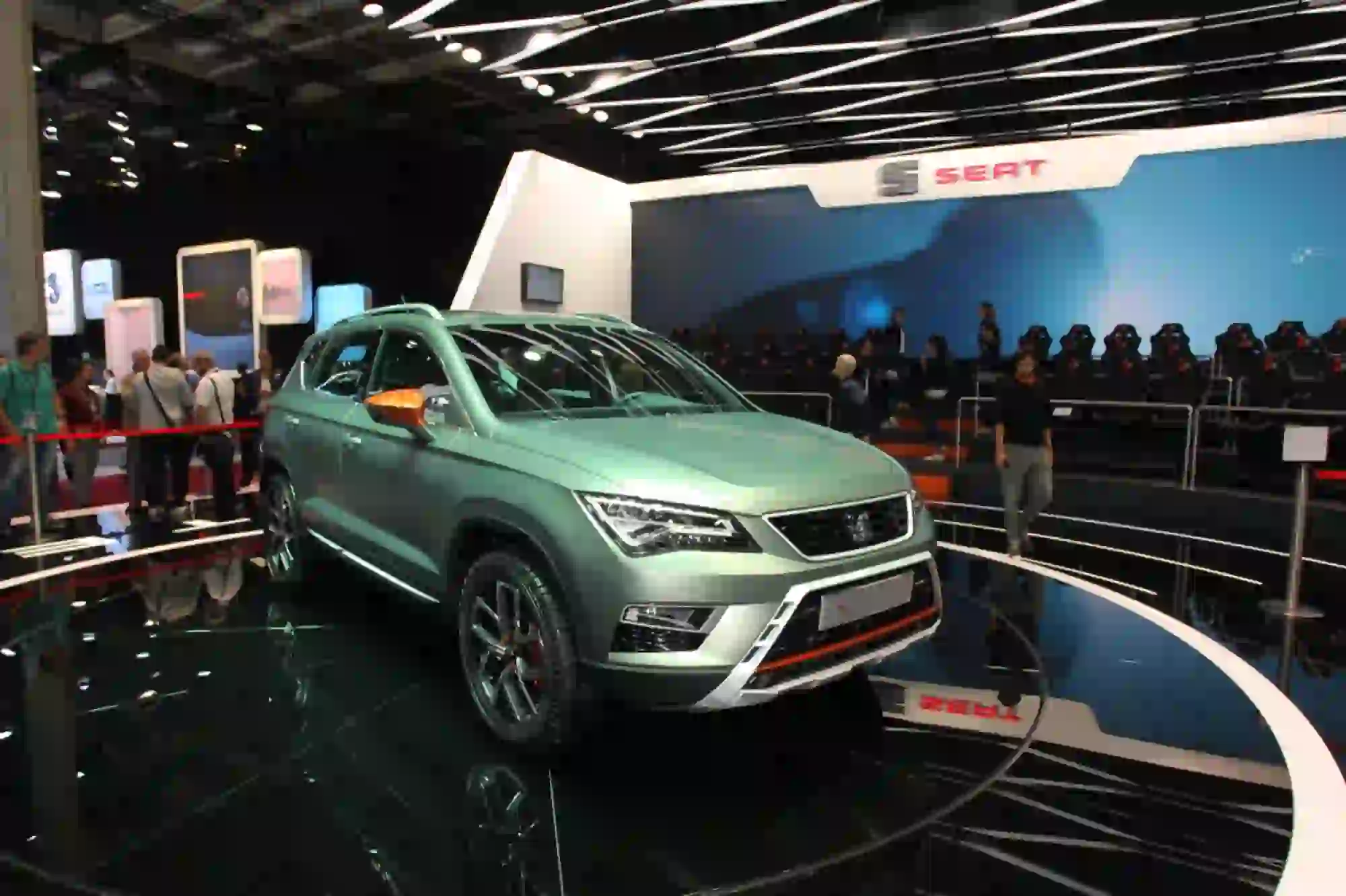 SEAT Ateca X-Perience - Salone di Parigi 2016  - 4