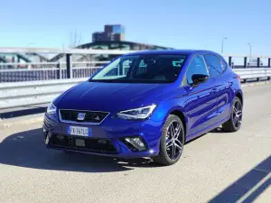 Seat Ibiza 1.0 TGI FR - Prova Su Strada 