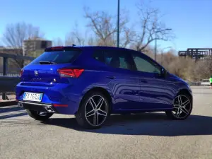 Seat Ibiza 1.0 TGI FR - Prova Su Strada 