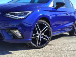 Seat Ibiza 1.0 TGI FR - Prova Su Strada 