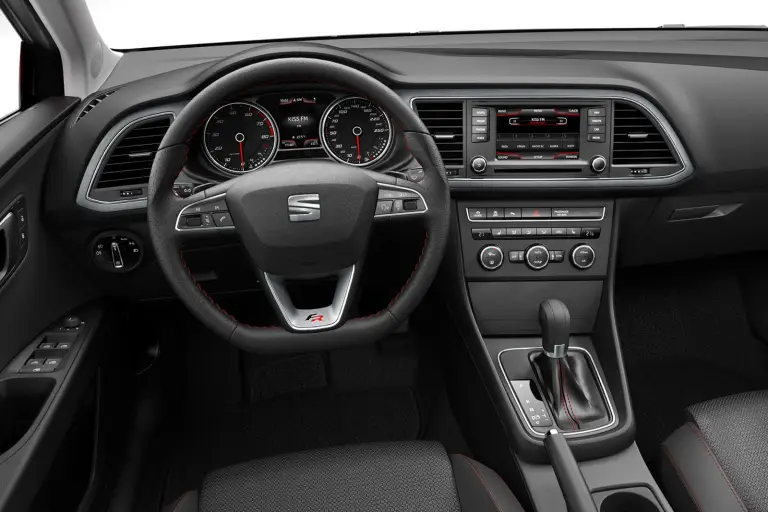 Seat Leon 2013 prime immagini - 2