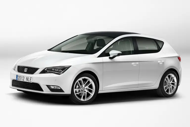 Seat Leon 2013 prime immagini - 1