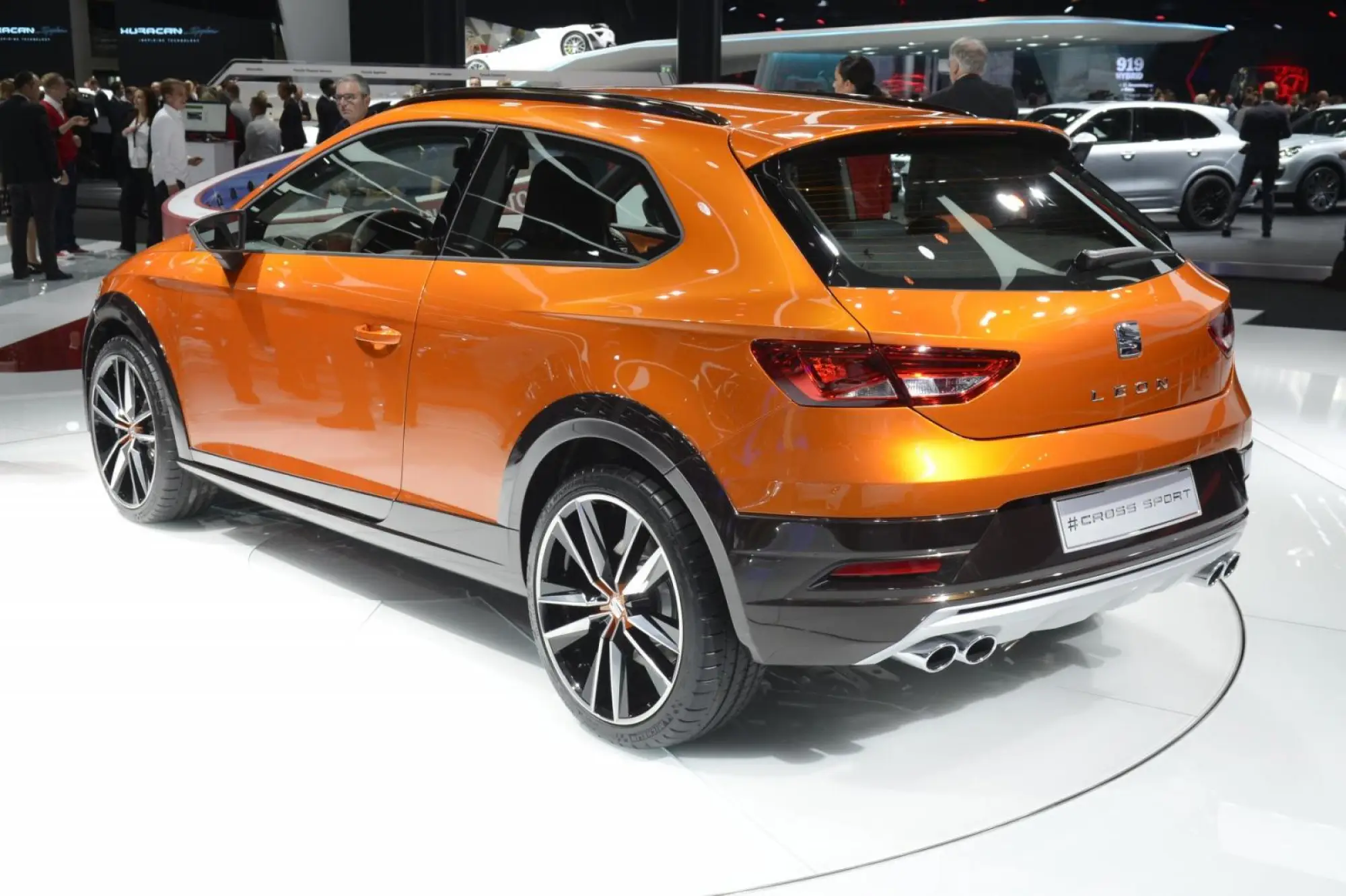 SEAT Leon Cross Sport Concept - Salone di Francoforte 2015 - 25