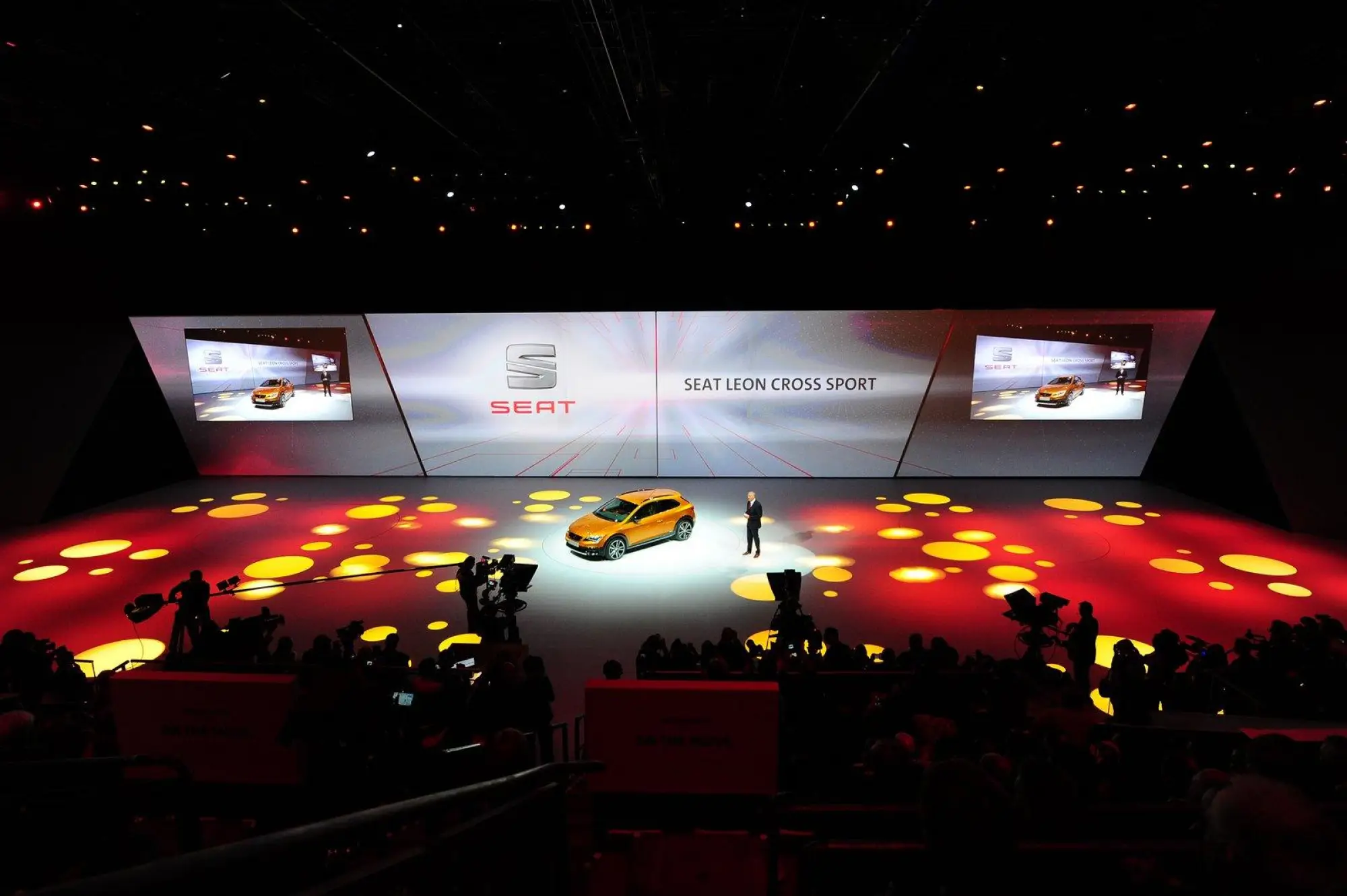SEAT Leon Cross Sport Concept - Salone di Francoforte 2015 - 30