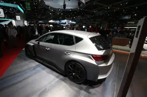 Seat Leon Cupra Evo 17 350 PS - Salone di Ginevra 2017 - 3