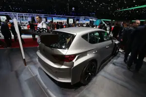 Seat Leon Cupra Evo 17 350 PS - Salone di Ginevra 2017 - 5