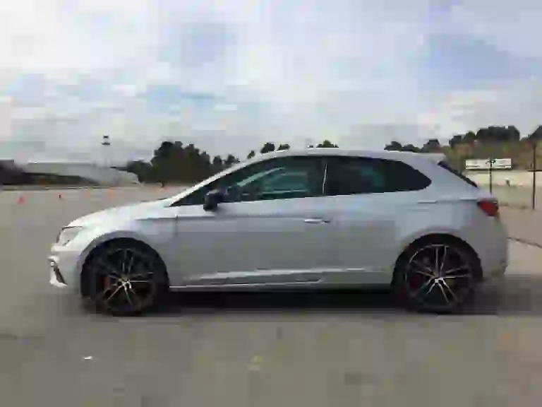 SEAT Leon CUPRA MY 2017 - Primo contatto - 3