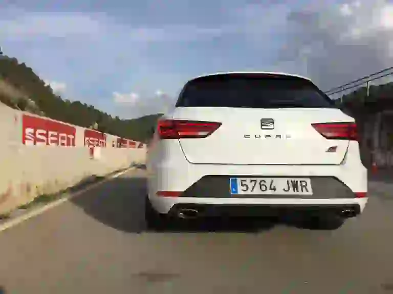 SEAT Leon CUPRA MY 2017 - Primo contatto - 35