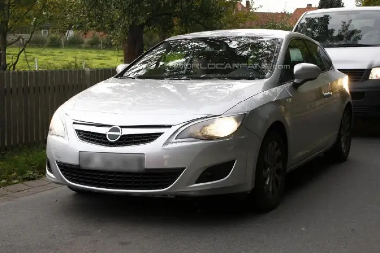 Seat Leon foto spia - 1