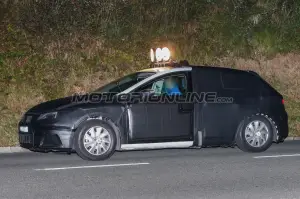 SEAT Leon MY 2016 - Foto spia 06-10-2015 - 3