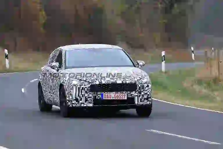 Seat Leon MY 2019 foto spia 20 novembre 2018 - 2