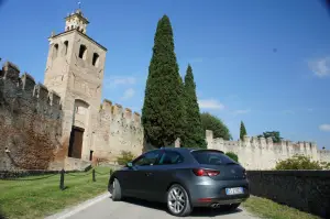 Seat Leon SC FR 2.0 TDI - Prova su strada 2014