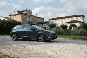 Seat Leon SC FR 2.0 TDI - Prova su strada 2014