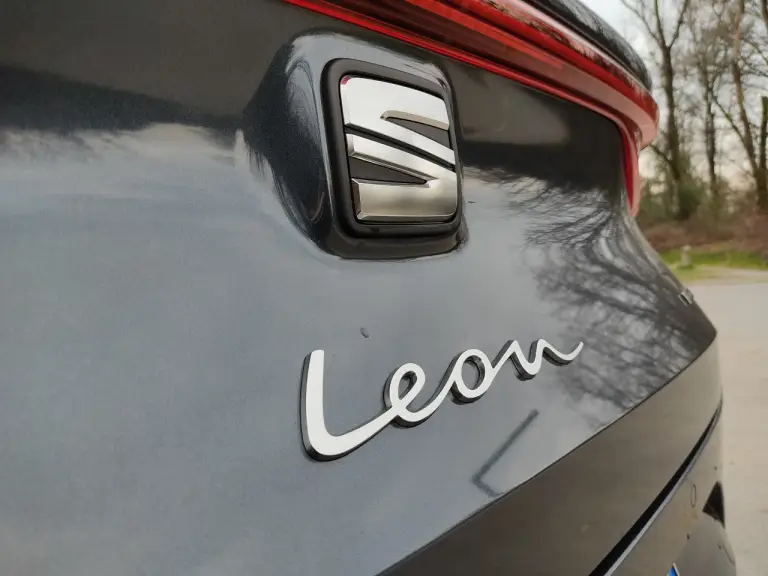 Seat Leon Sportstourer e-Hybrid - Prova Milano - 12