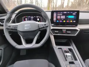 Seat Leon Sportstourer e-Hybrid - Prova Milano