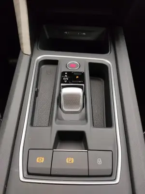 Seat Leon Sportstourer e-Hybrid - Prova Milano