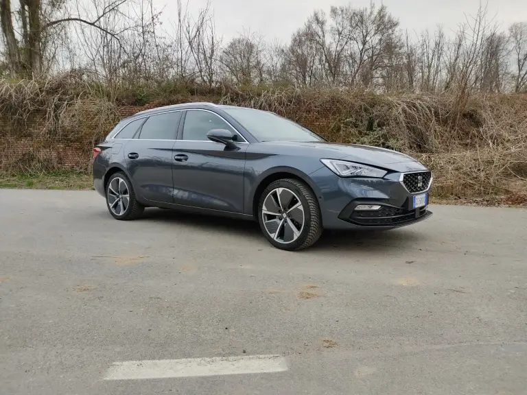 Seat Leon Sportstourer e-Hybrid - Prova Milano - 8