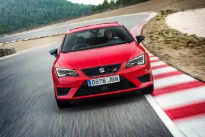 SEAT Leon ST Cupra 2015