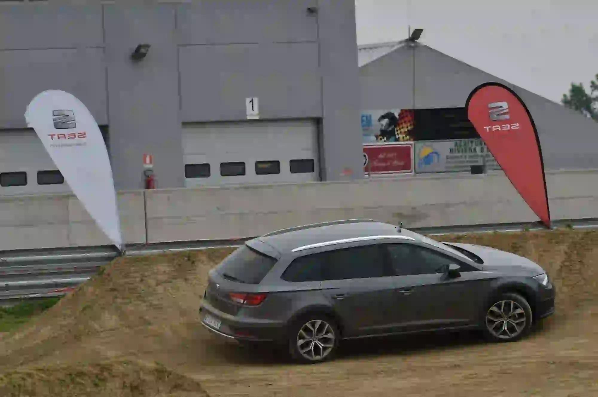 Seat Leon St Cupra ed X-Perience: primo contatto - 7