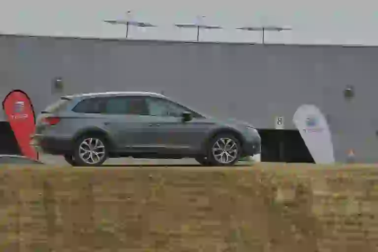 Seat Leon St Cupra ed X-Perience: primo contatto - 34