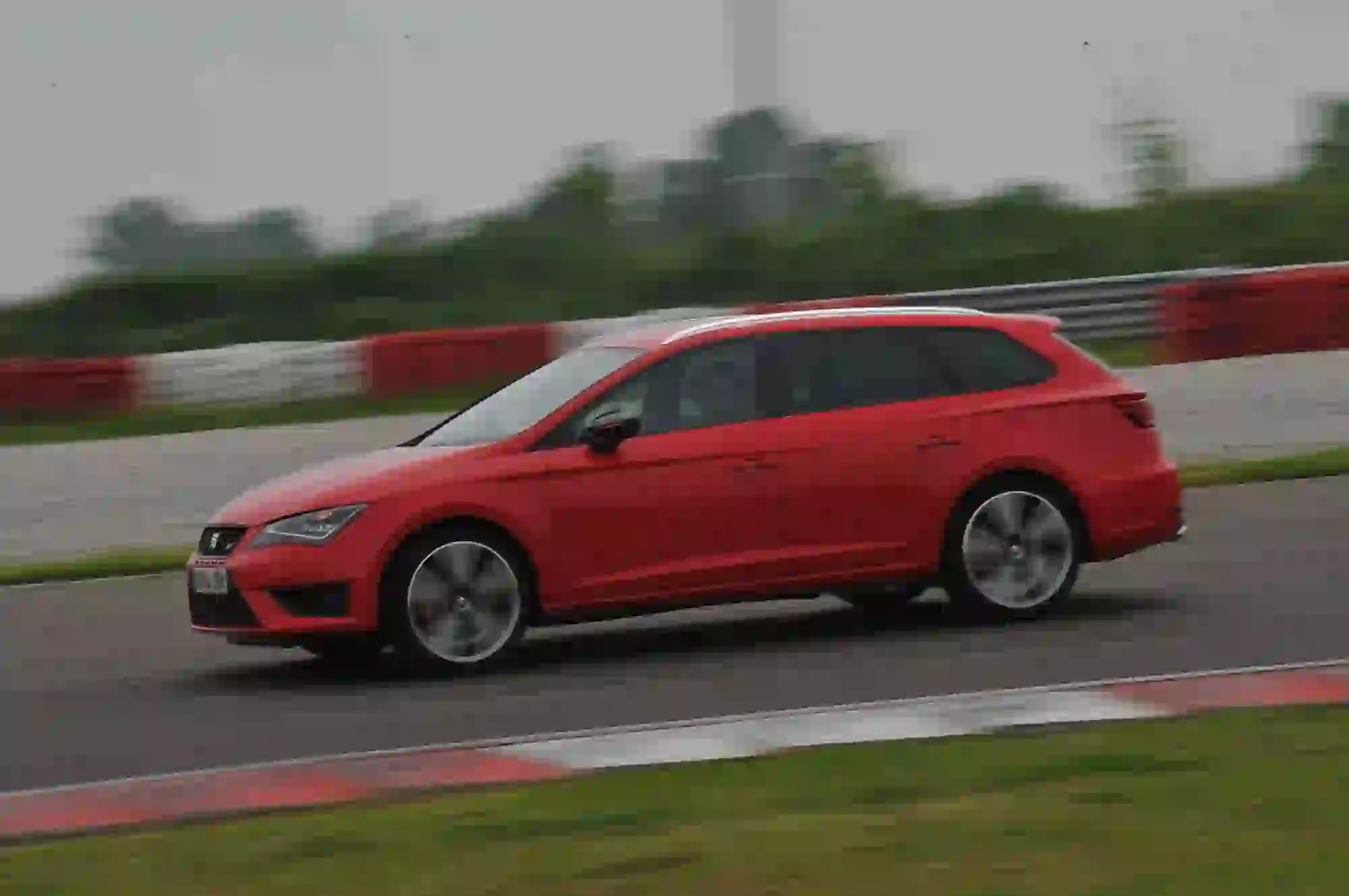 Seat Leon St Cupra ed X-Perience: primo contatto - 38